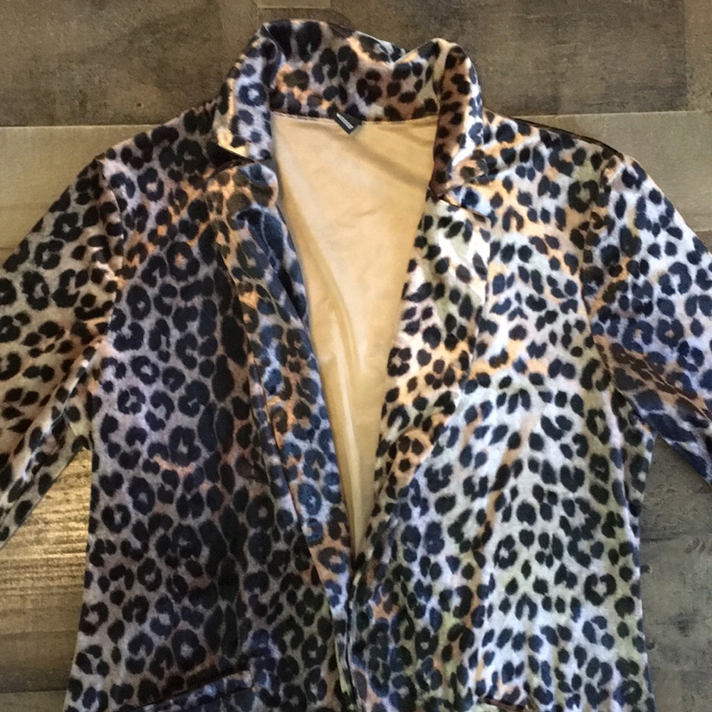 Windsor Velour Robe/Jacket - Picture 2 of 6